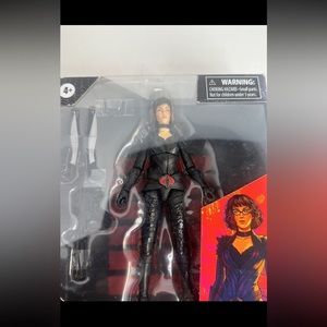 Lot 2095 ❤️ NEWGI Joe Classified Series Baroness BOX DAMAGED